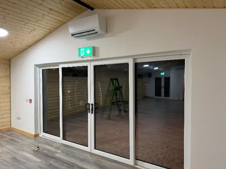 Mitsubishi Electric wall unit in a classroom